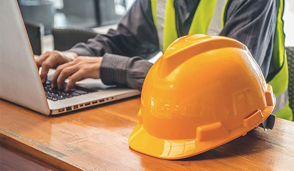 ptg-LP-hardhat-computer ptg-LP-hardhat-computer